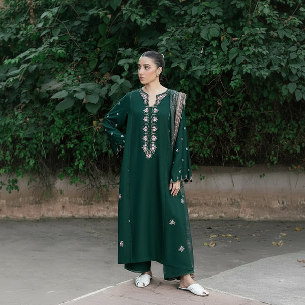 3 Pcs Women's Unstitched Embroidered Suit