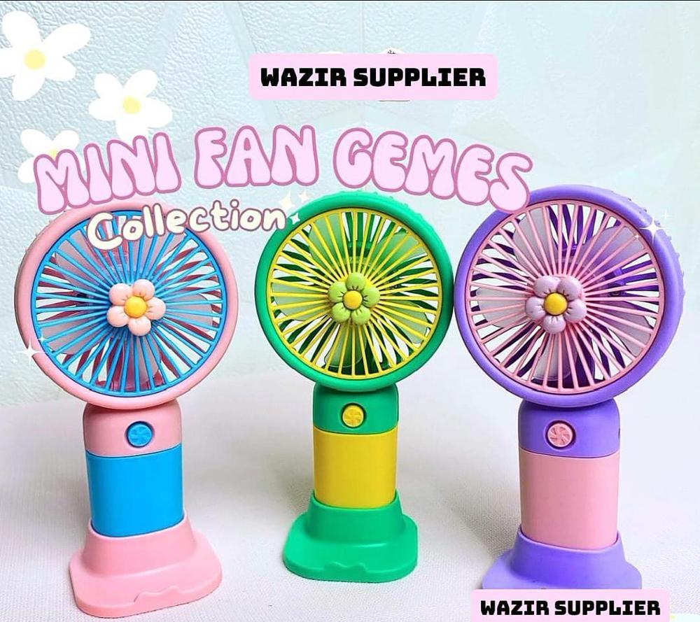 Mini Handheld Fan Green Yellow USB Rechargeable 1.5W